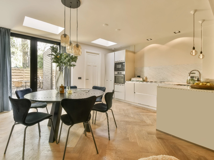enlightened-interiors-designing-for-dark-spaces-and-bringing-light-to-windowless-rooms